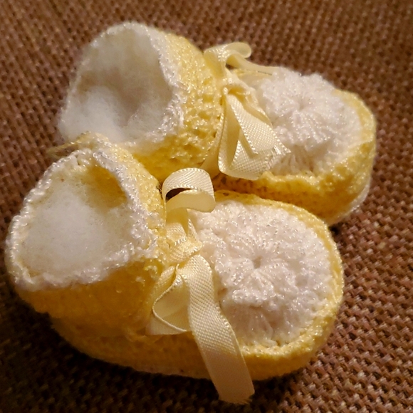 Knitted booties - Picture 1 of 4